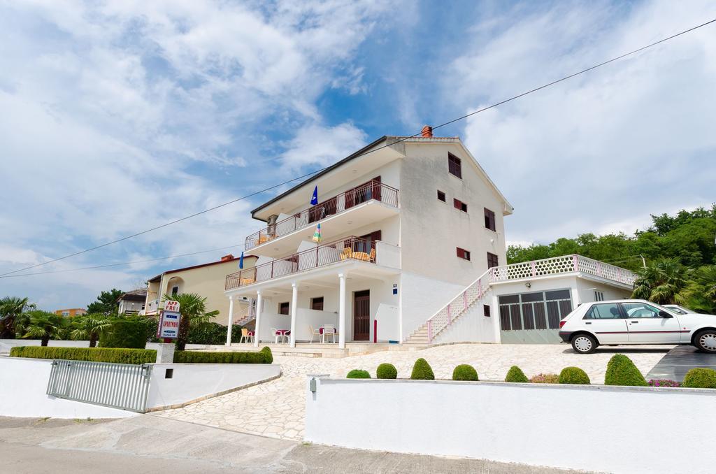 Apartments Rozaria Dramalj Exteriér fotografie